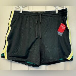 Women’s Danskin Now Athletic Shorts SZ XL